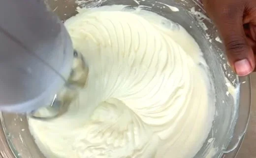 Prepare the Cheese Frosting