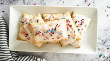 Strawberry Pop Tart Slab Pie Recipe